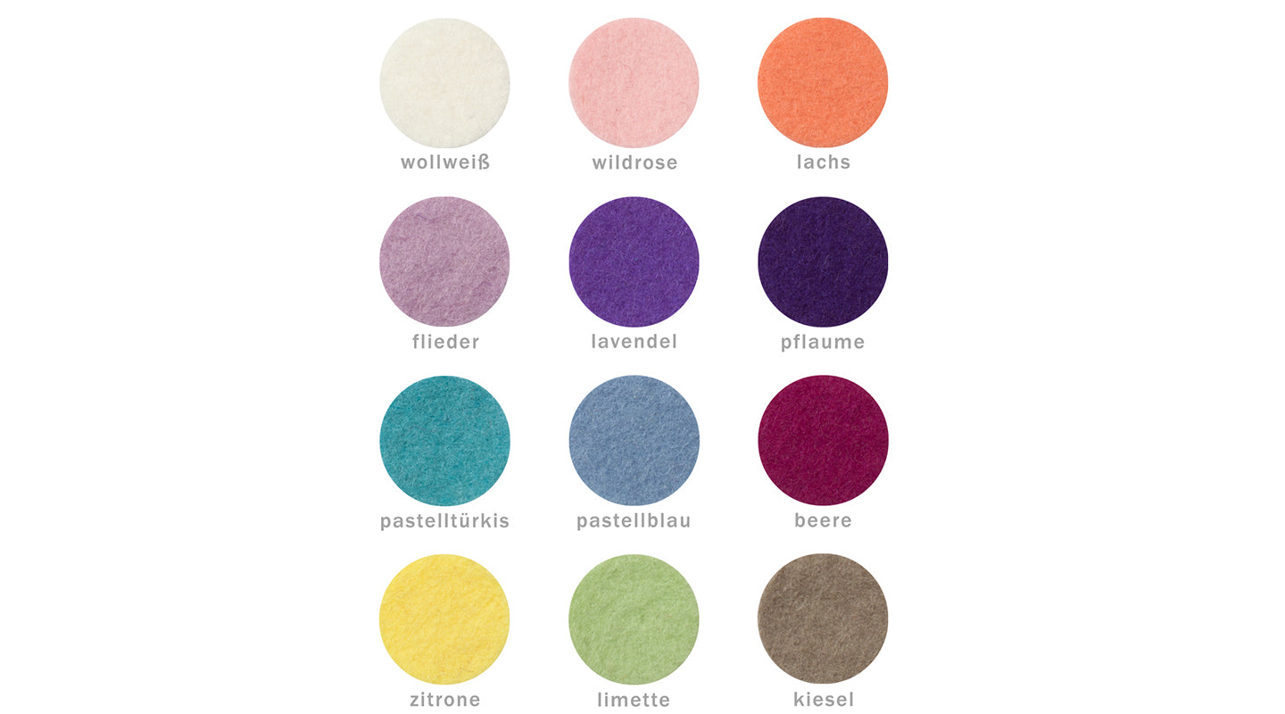 Schmuck von Michaela Binder, Ulrike Hamm, Anke Hennig, Yoko Shimizu und Claudia Hoppe.