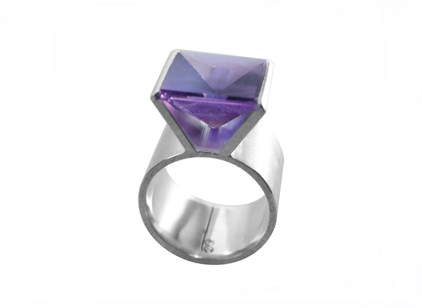Ring Silber und Amethyst von Ulrike Ortwein